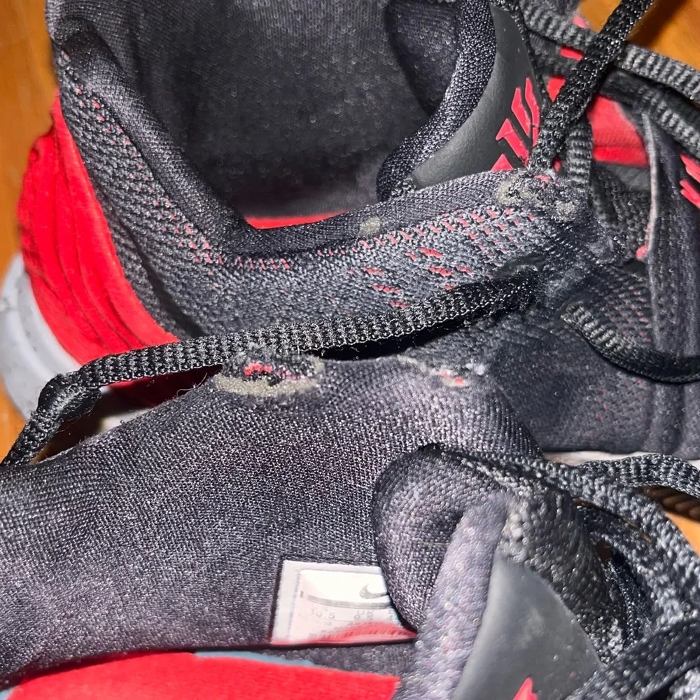 COPY - Mens Nike Kyrie 5 Athletic Shoe - Picture 6 of 7